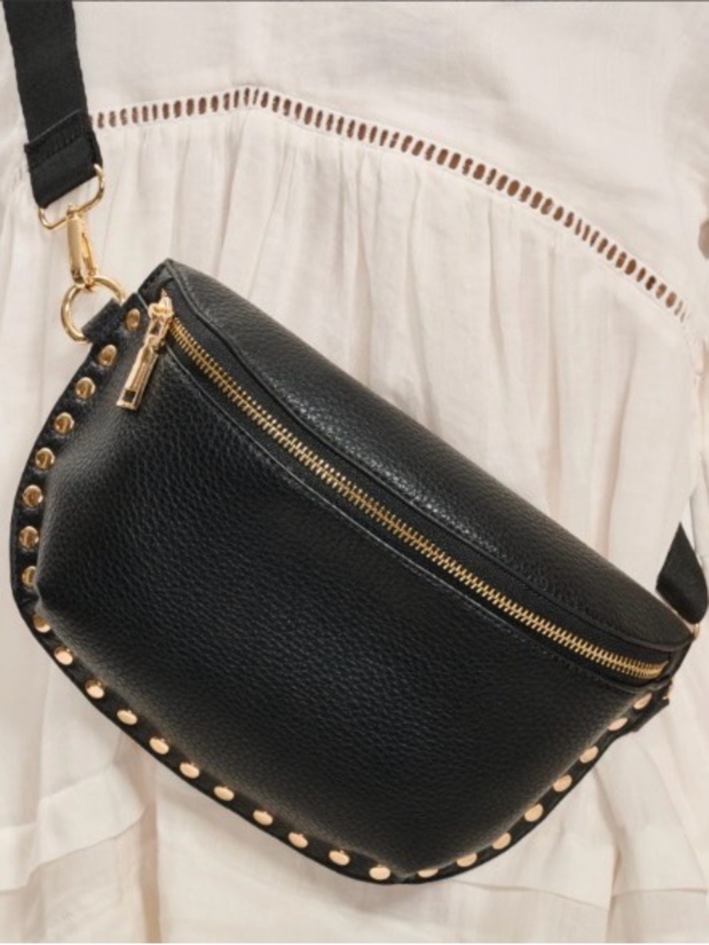 EUC Moda Luxe Gizelle Crossbody Belt Bag Black With Goldtone Embellishments.